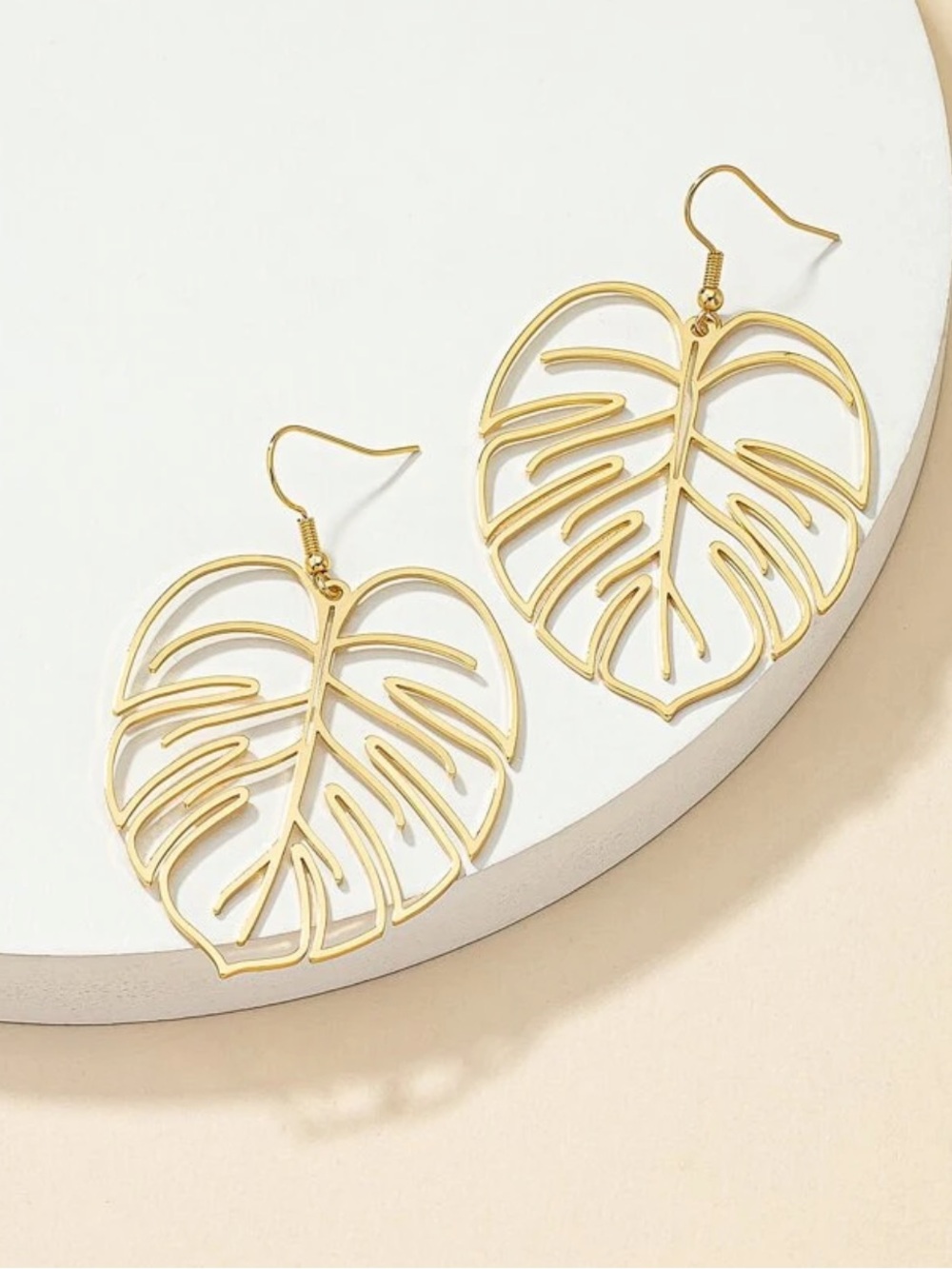 House of Harlow 1960 Palm Leaf Tropical Gold
Earrings